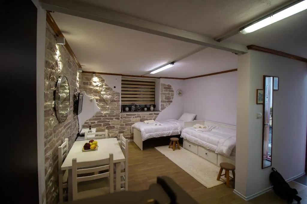 Ferienwohnung Solhouse Gjirokastër Apartment