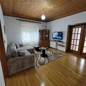  Apartamento Jona